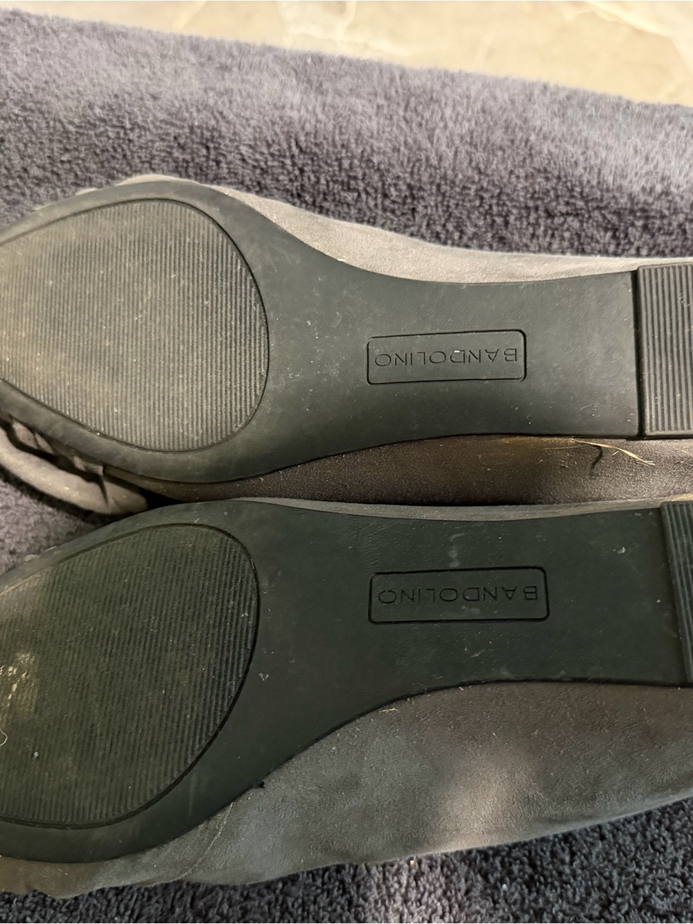 ban.do Men’s Gray Suede Slip-On Loafers